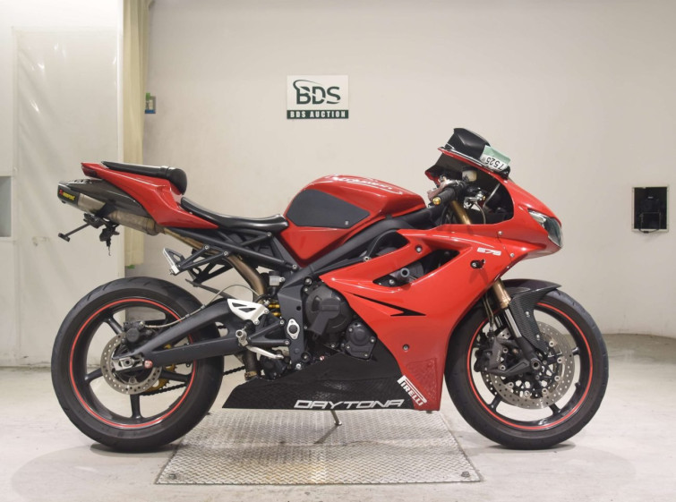 Мотоцикл Triumph DAYTONA 675 с пробегом 36643 km