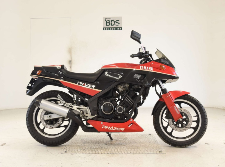 Мотоцикл Yamaha FZ250 FAZER с пробегом 5684 km