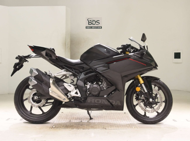 Мотоцикл Honda CBR250RRA с пробегом 4214 km