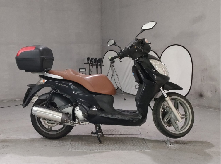 Мотоцикл Malaguti PASSWORD250