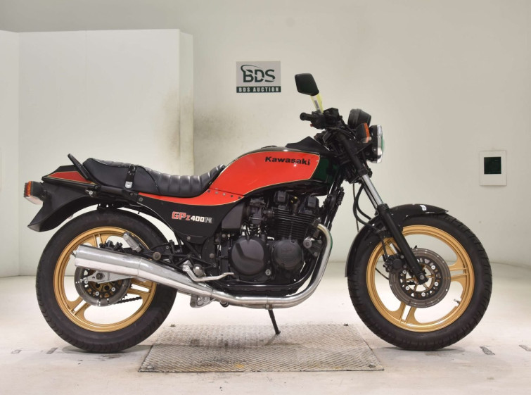Мотоцикл Kawasaki GPZ400 з пробігом 15313 km
