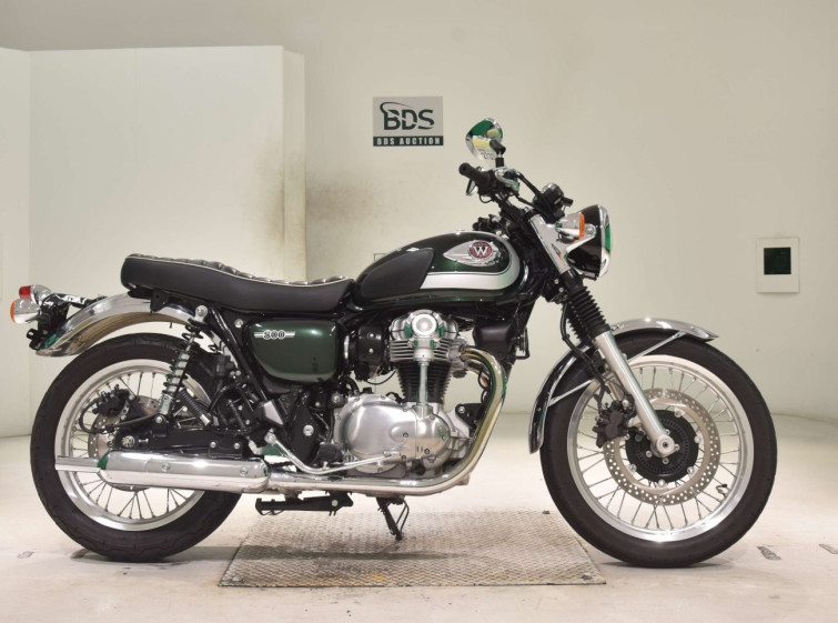 Мотоцикл Kawasaki W800 с пробегом 9324 km