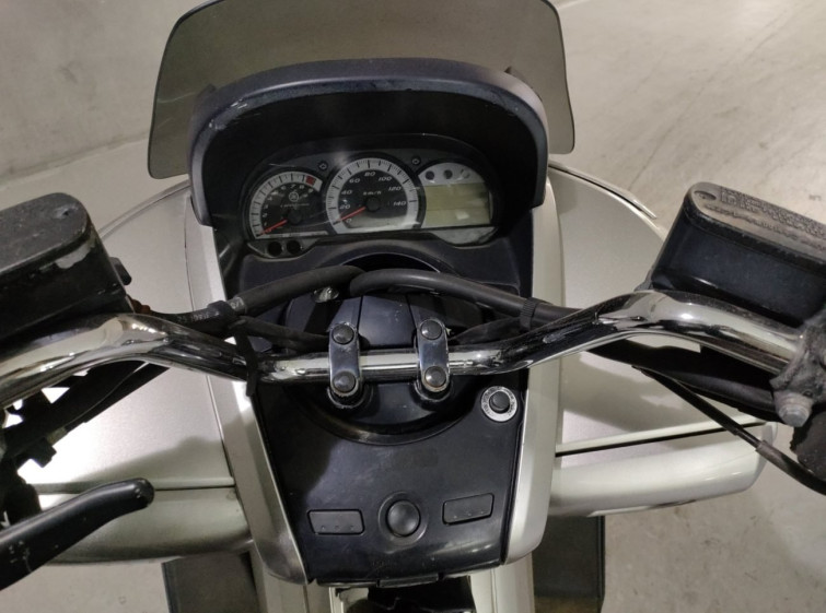 Мотоцикл Yamaha MAJESTY 250