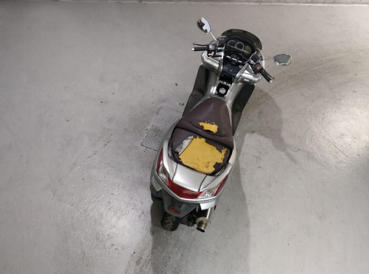 Мотоцикл Yamaha MAJESTY 250