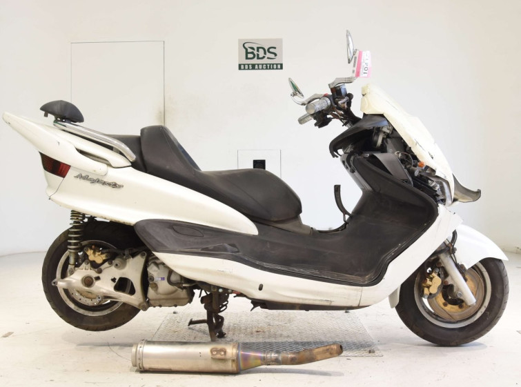 Мотоцикл Yamaha MAJESTY 250C