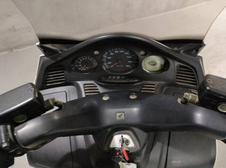 Мотоцикл Honda SILVERWING600 с пробегом 923 km