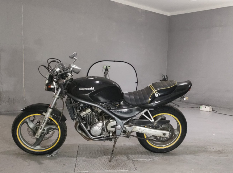 Мотоцикл Kawasaki BALIUS ZR250 з пробігом 38073 km