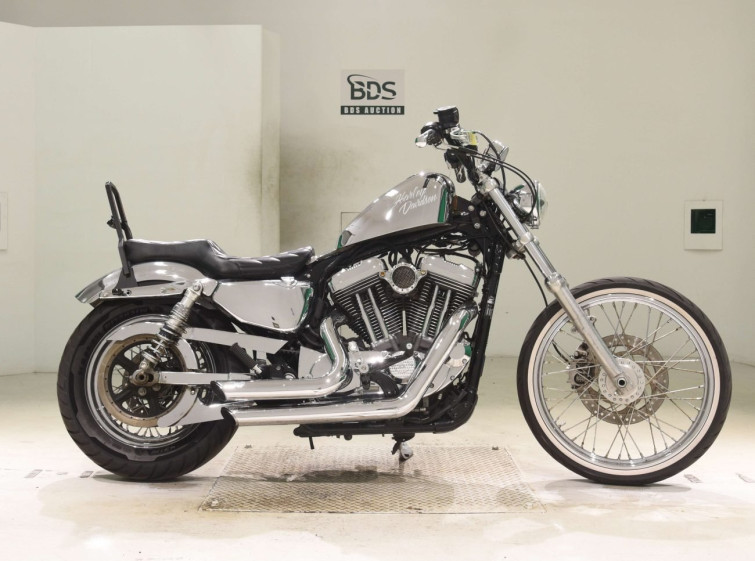 Мотоцикл HD SPORTSTER SEVENTY-TWO XL1200V с пробегом 81652 km
