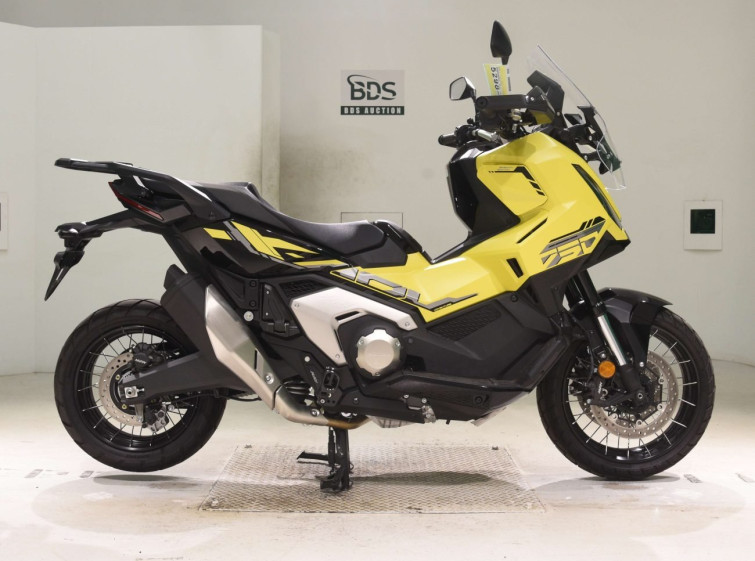 Мотоцикл Honda X-ADV750-2 с пробегом 2084 km