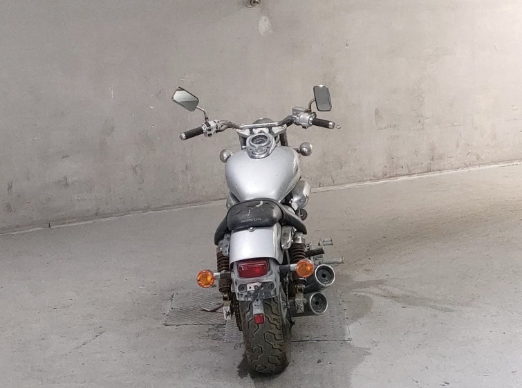 Мотоцикл Honda MAGNA250 с пробегом 8723 km