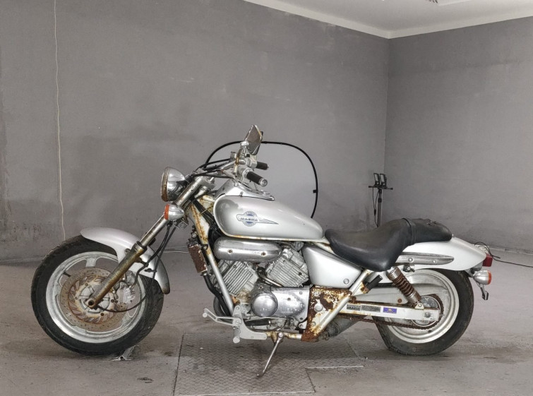 Мотоцикл Honda MAGNA250 с пробегом 8723 km