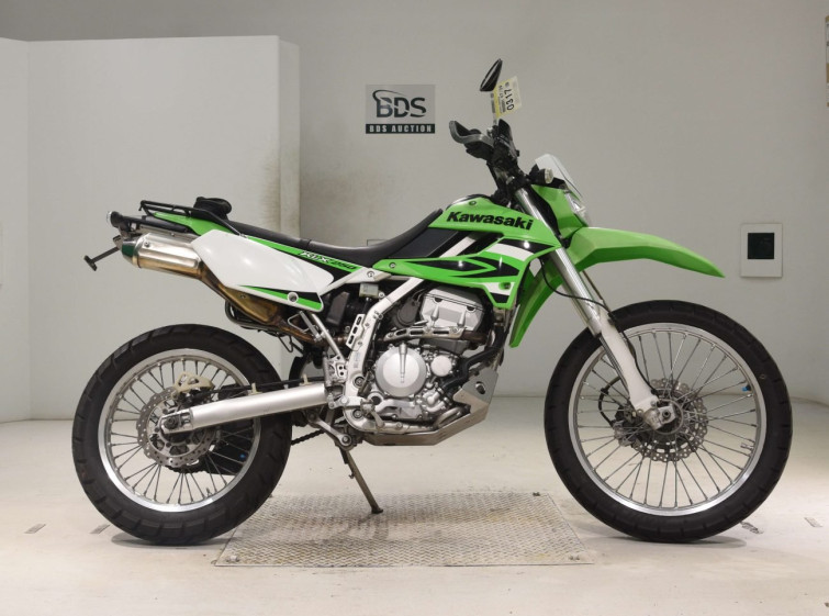Мотоцикл Kawasaki KLX250 с пробегом 32216 km