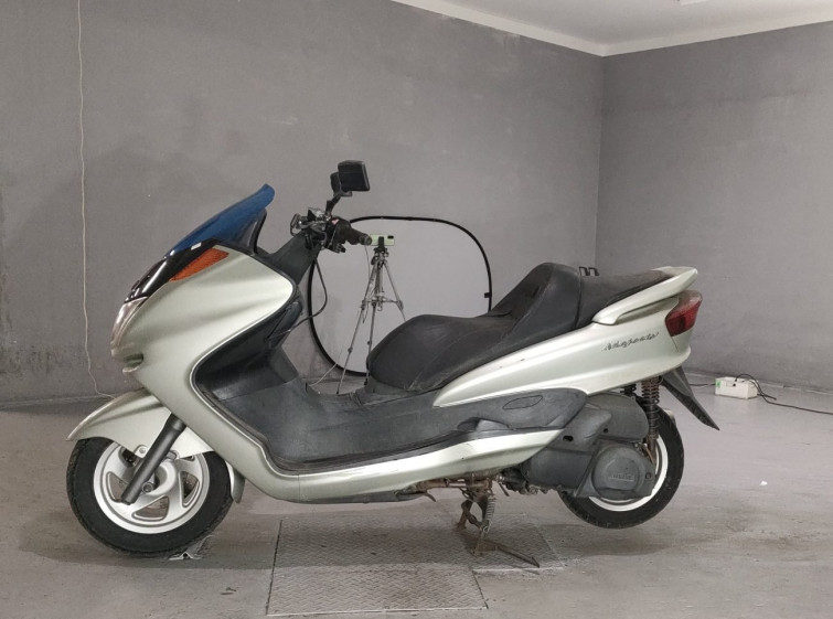 Мотоцикл Yamaha MAJESTY 250 с пробегом 44265 km