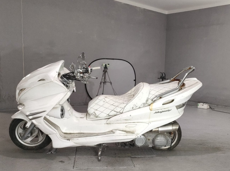 Мотоцикл Yamaha MAJESTY 250 с пробегом 23360 km