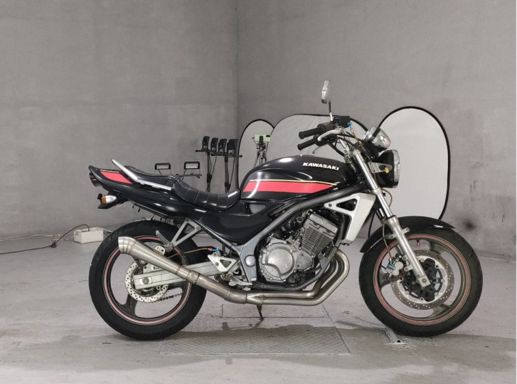 Мотоцикл Kawasaki BALIUS ZR250 з пробігом 16016 km