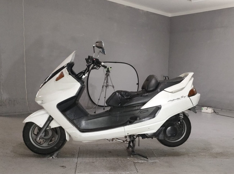 Мотоцикл Yamaha MAJESTY 250SV с пробегом 48850 km