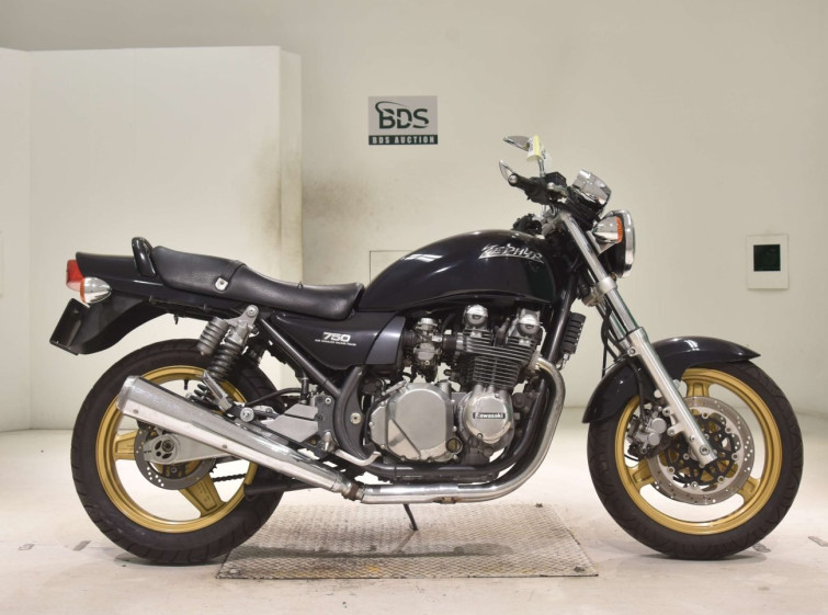 Мотоцикл Kawasaki ZEPHYR750 з пробігом 53020 km
