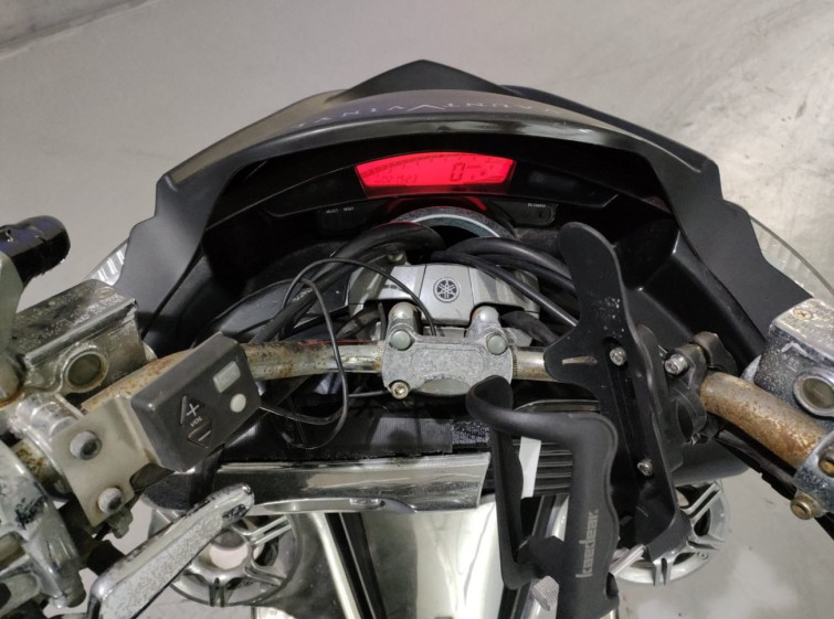 Мотоцикл Yamaha MAXAM250 з пробігом 21523 km