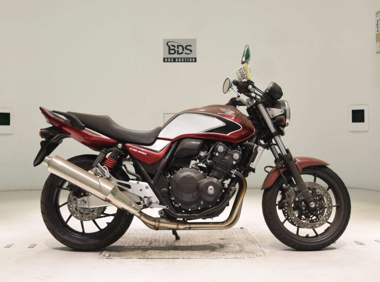 Мотоцикл Honda CB400SFA з пробігом 3819 km