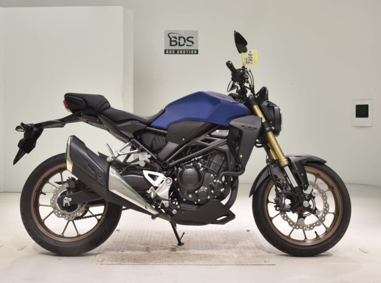 Мотоцикл Honda CB250RA з пробігом 2535 km
