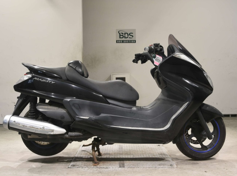 Мотоцикл Yamaha MAJESTY 250