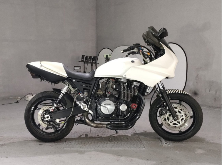 Мотоцикл Yamaha XJR1200 с пробегом 6798 km