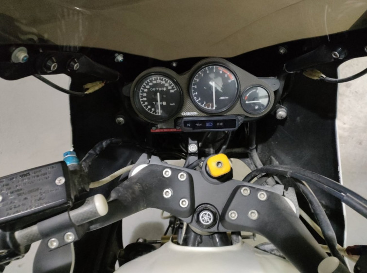 Мотоцикл Yamaha XJR1200 с пробегом 6798 km