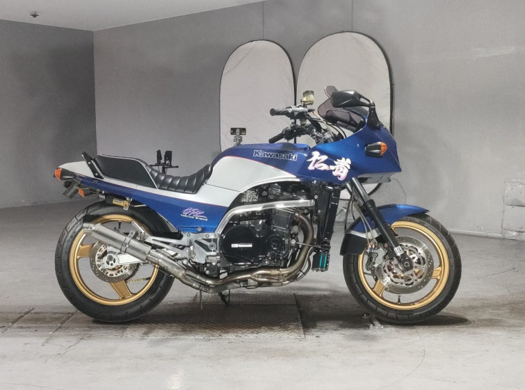 Мотоцикл Kawasaki GPZ900R с пробегом 75854 km