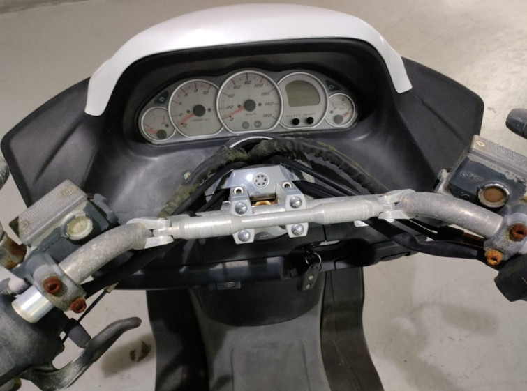 Мотоцикл Yamaha MAJESTY 250C с пробегом 28973 km