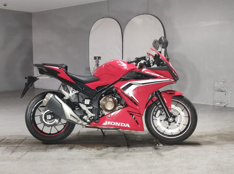 Мотоцикл Honda CBR400R с пробегом 10136 km