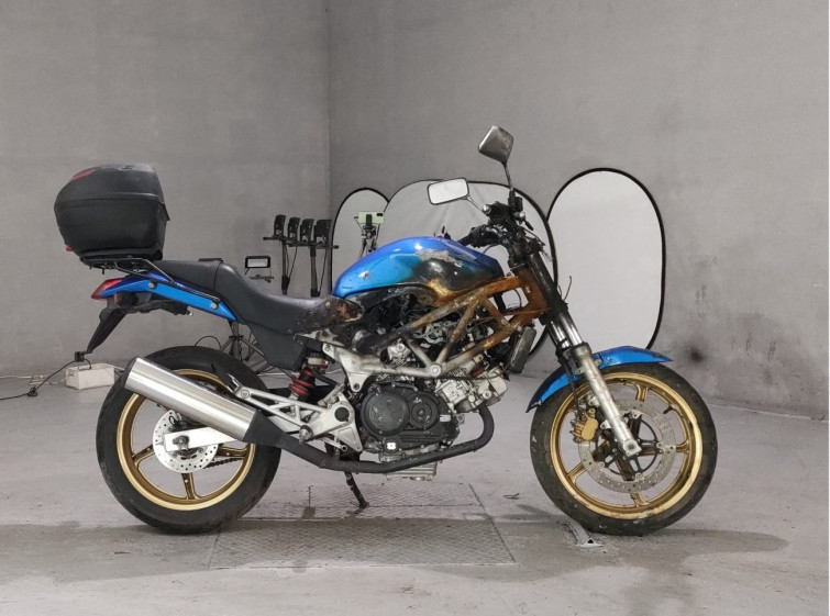 Мотоцикл Honda VTR250