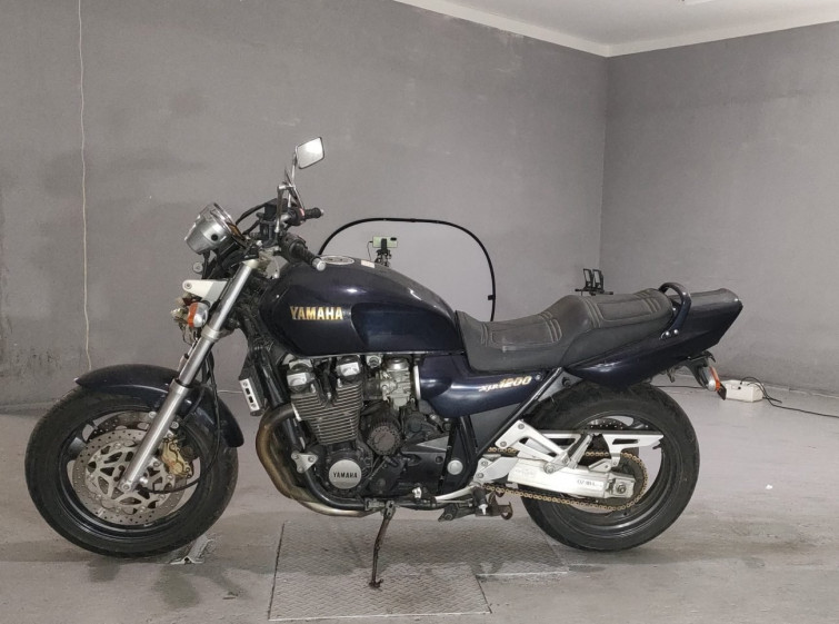 Мотоцикл Yamaha XJR1200 з пробігом 6125 km
