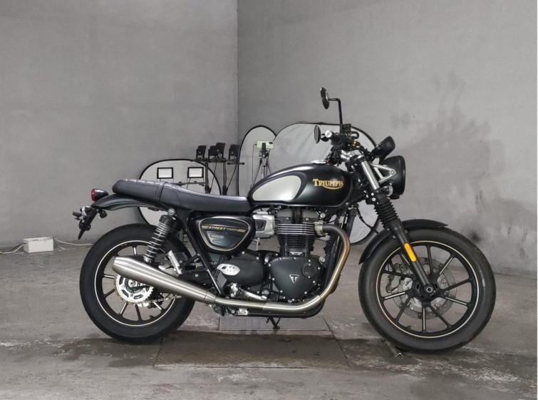 Мотоцикл Triumph STREET TWIN 900 с пробегом 6842 km