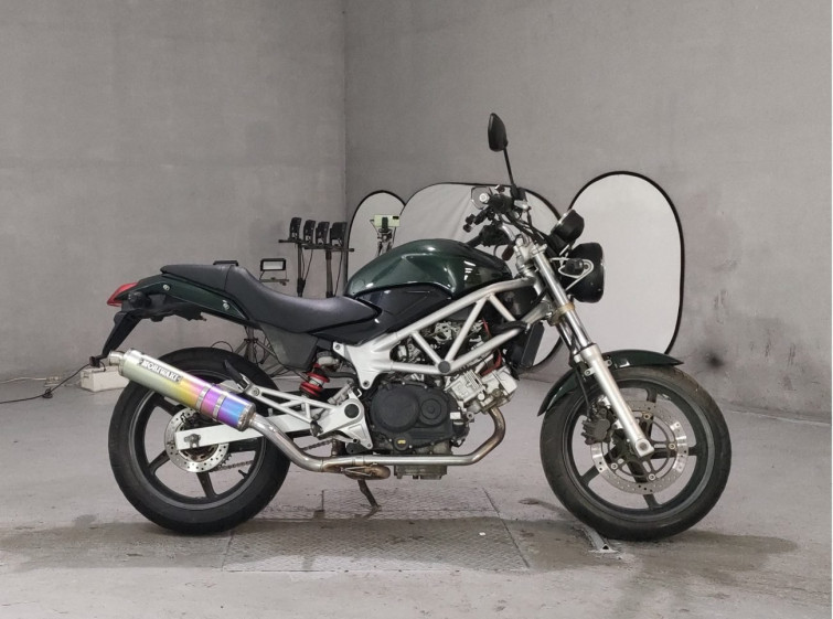 Мотоцикл Honda VTR250 с пробегом 57209 km