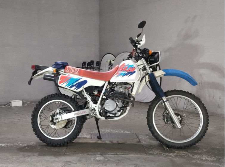 Мотоцикл Honda XLR250 с пробегом 5639 km