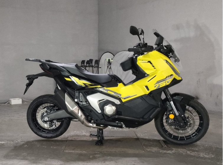 Мотоцикл Honda X-ADV750 с пробегом 1189 km