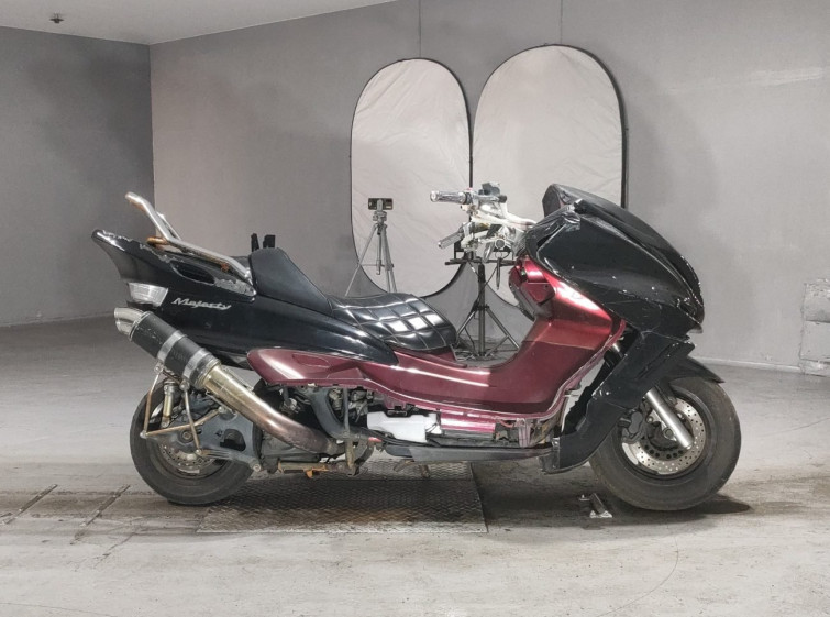 Мотоцикл Yamaha MAJESTY 250