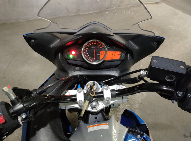 Мотоцикл Suzuki GSR250S з пробігом 33725 km