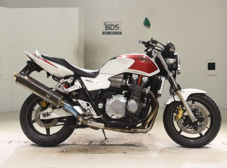 Мотоцикл Honda CB1300SF з пробігом 53593 km