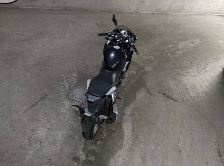 Мотоцикл Honda CBR250R с пробегом 48340 km