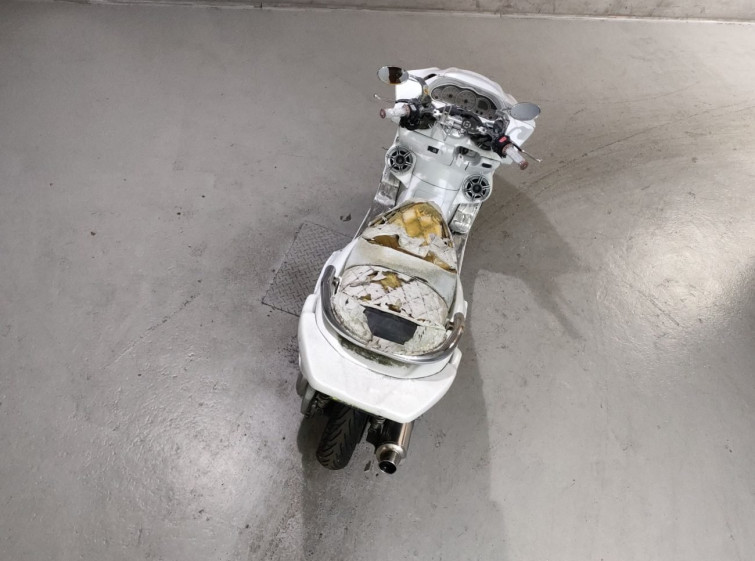 Мотоцикл Yamaha MAJESTY 250C