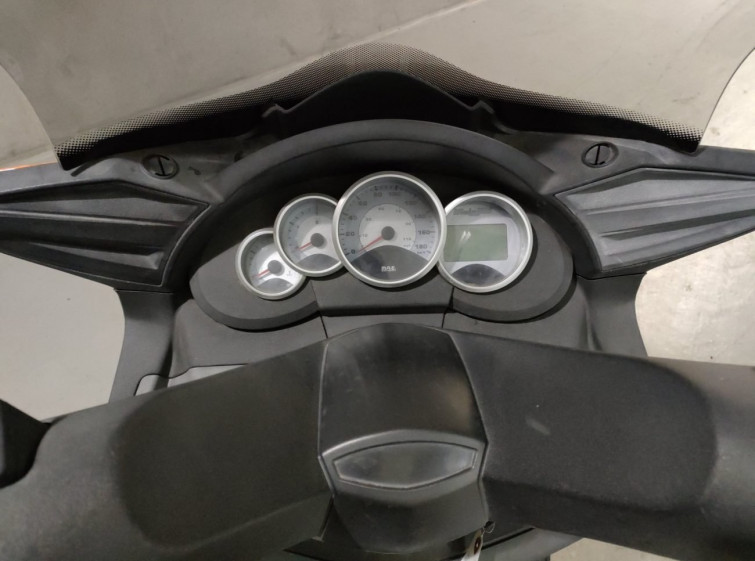 Мотоцикл Malaguti MADISON 3 250