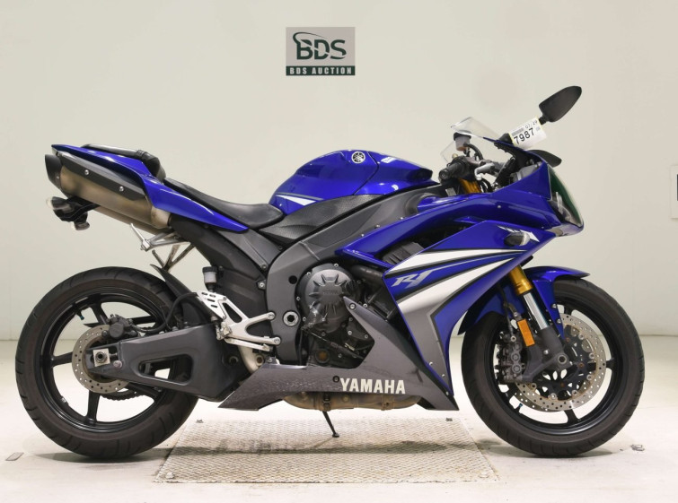Мотоцикл Yamaha YZF-R1 с пробегом 45740 km
