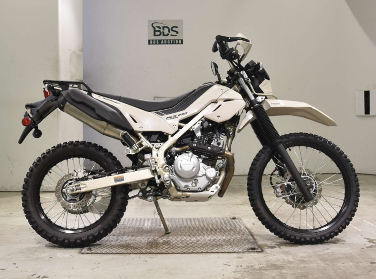 Мотоцикл Kawasaki KLX150L с пробегом 3671 km