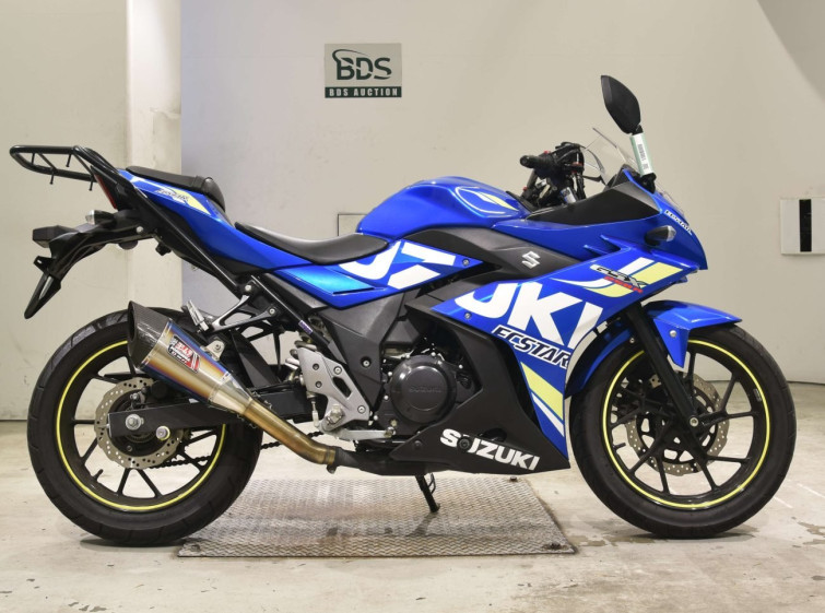 Мотоцикл Suzuki GSX250R с пробегом 18327 km