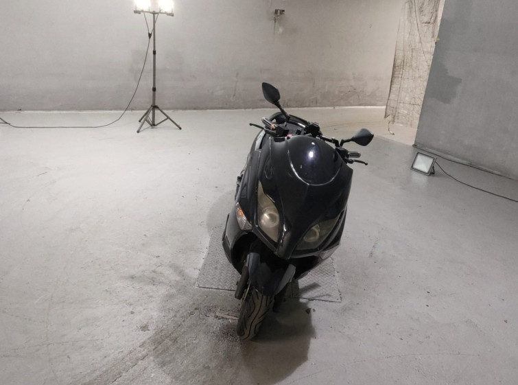 Мотоцикл Yamaha MAJESTY 250