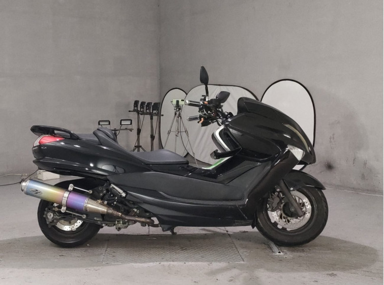 Мотоцикл Yamaha MAJESTY 250