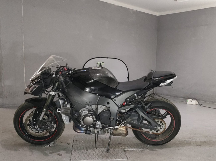 Мотоцикл Kawasaki NINJA ZX-10R з пробігом 16819 km
