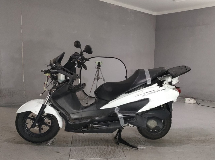 Мотоцикл Suzuki BURGMAN200