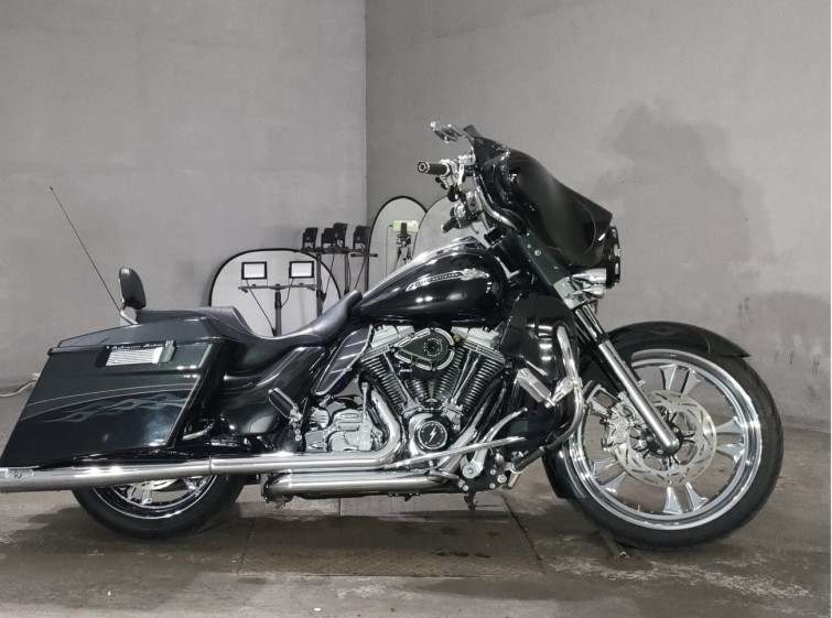 Мотоцикл HD FLHXSE1800 CVO с пробегом 34568 km